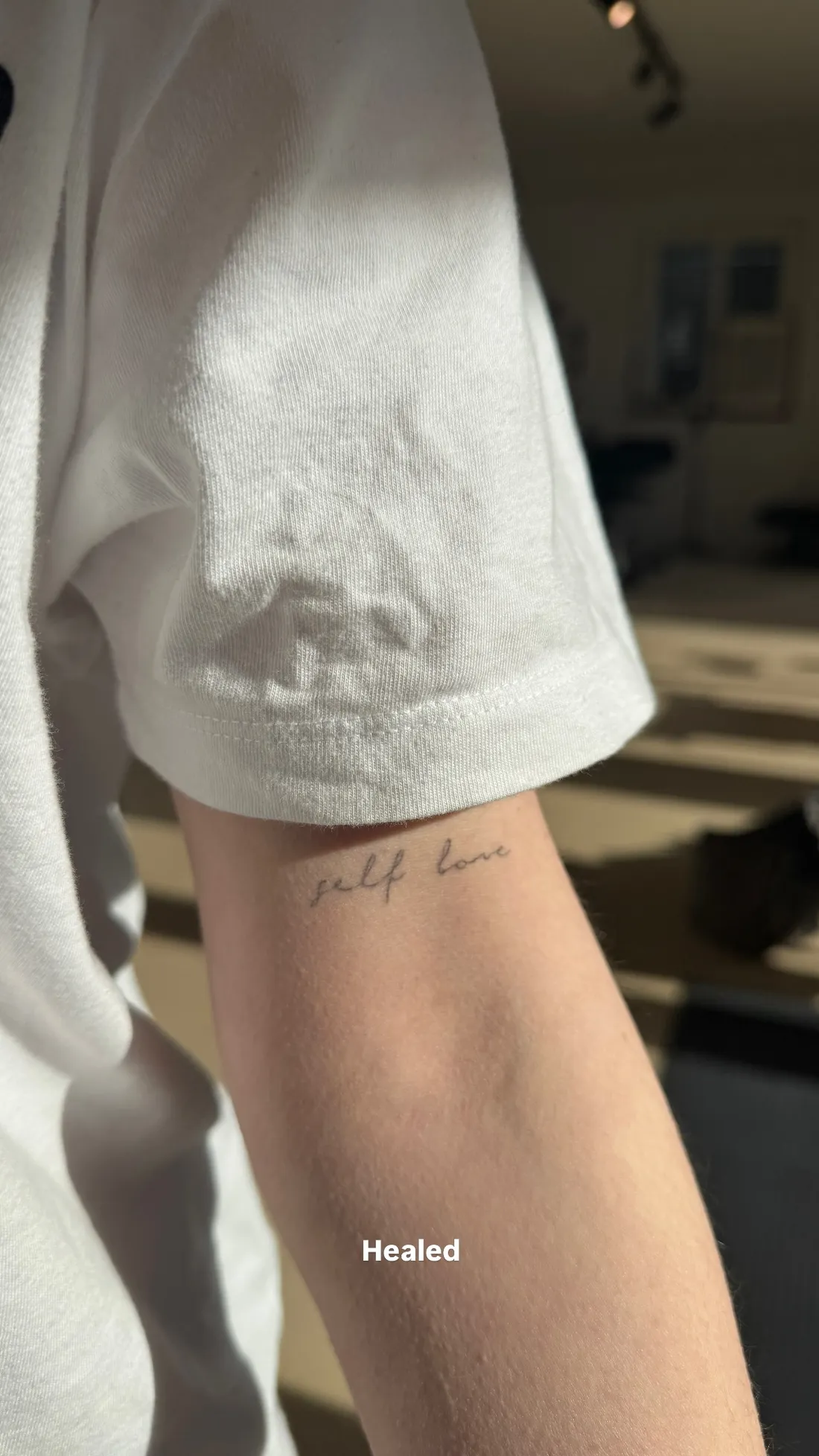 Verheiltes Fine Line Tattoo — Sinkply Zürich