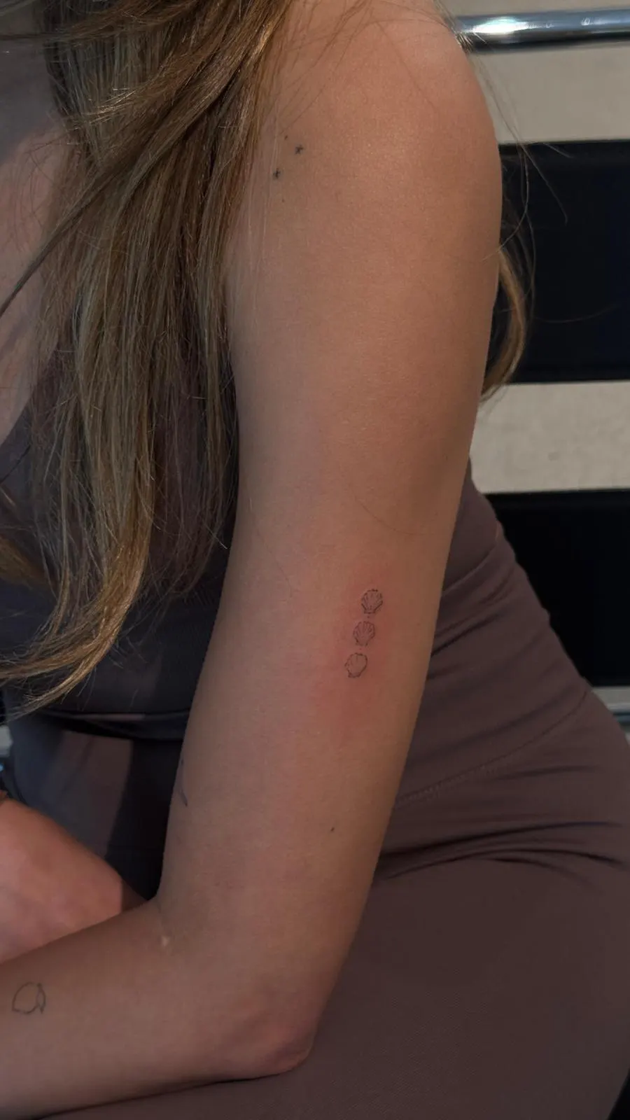 Drei Rosen Mini Tattoo Arm